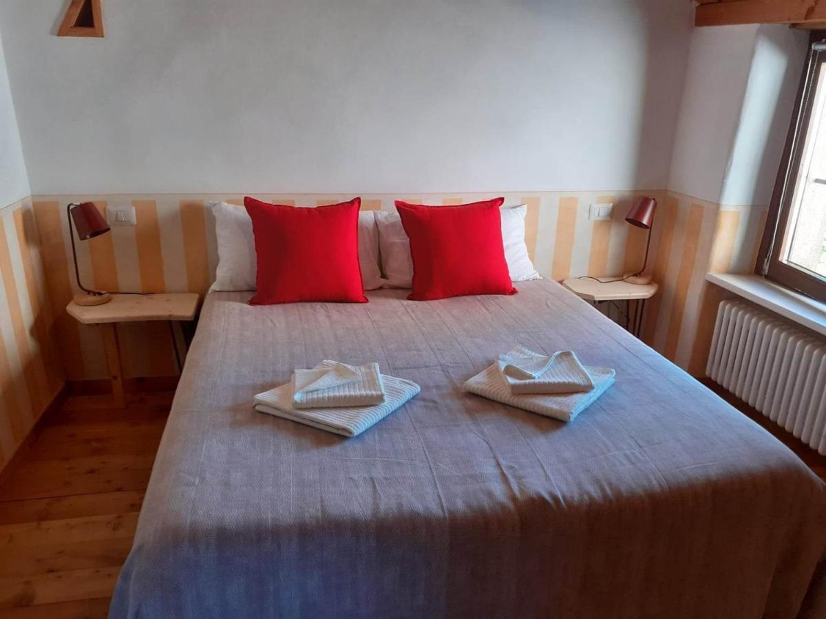 La Casa Torre Hotel Pignone Buitenkant foto