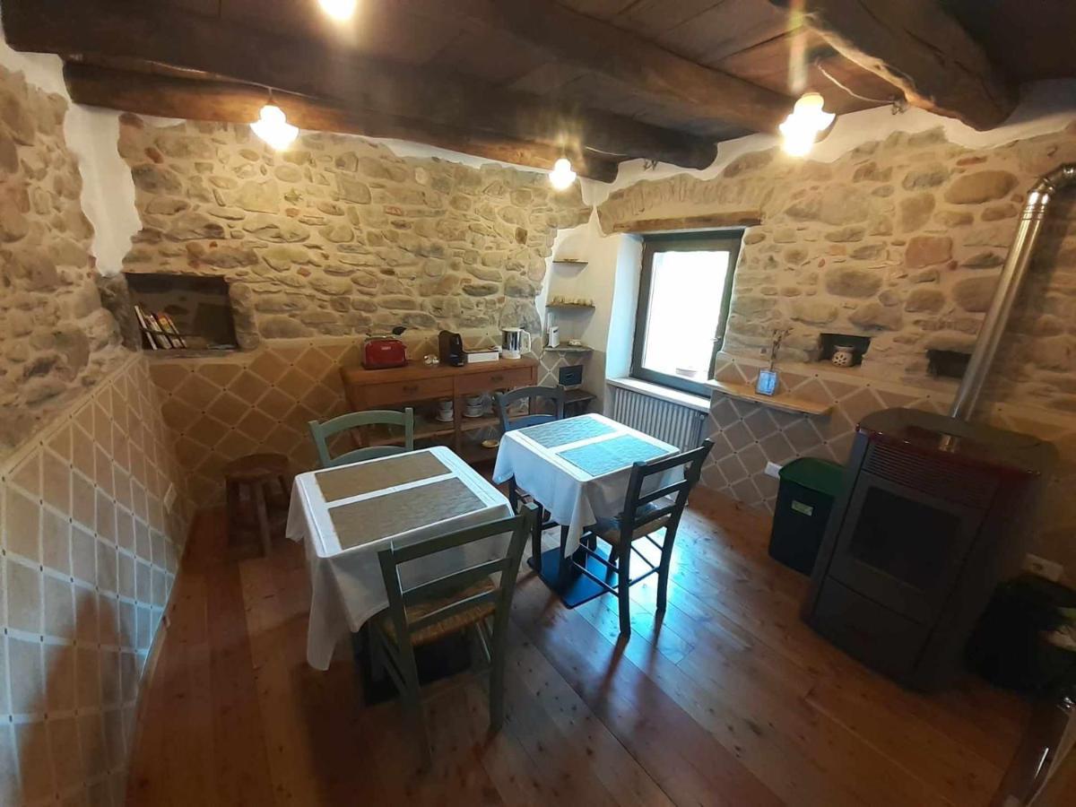 La Casa Torre Hotel Pignone Buitenkant foto